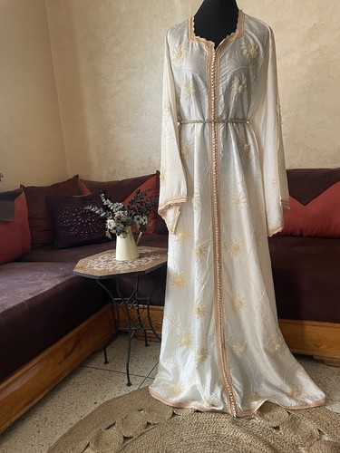 Ivory beaded moroccan - 06/26,